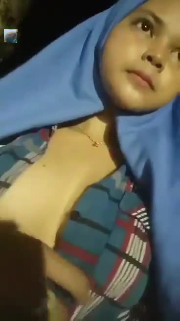 Jilboob Biru   1